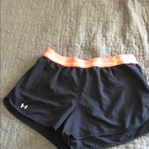 Under armour women’s running shorts medium